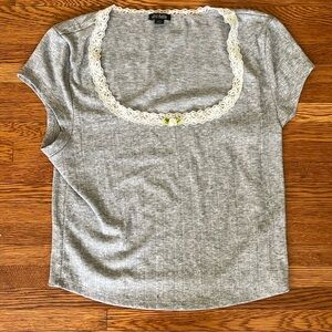 Gray wild fable Tshirt